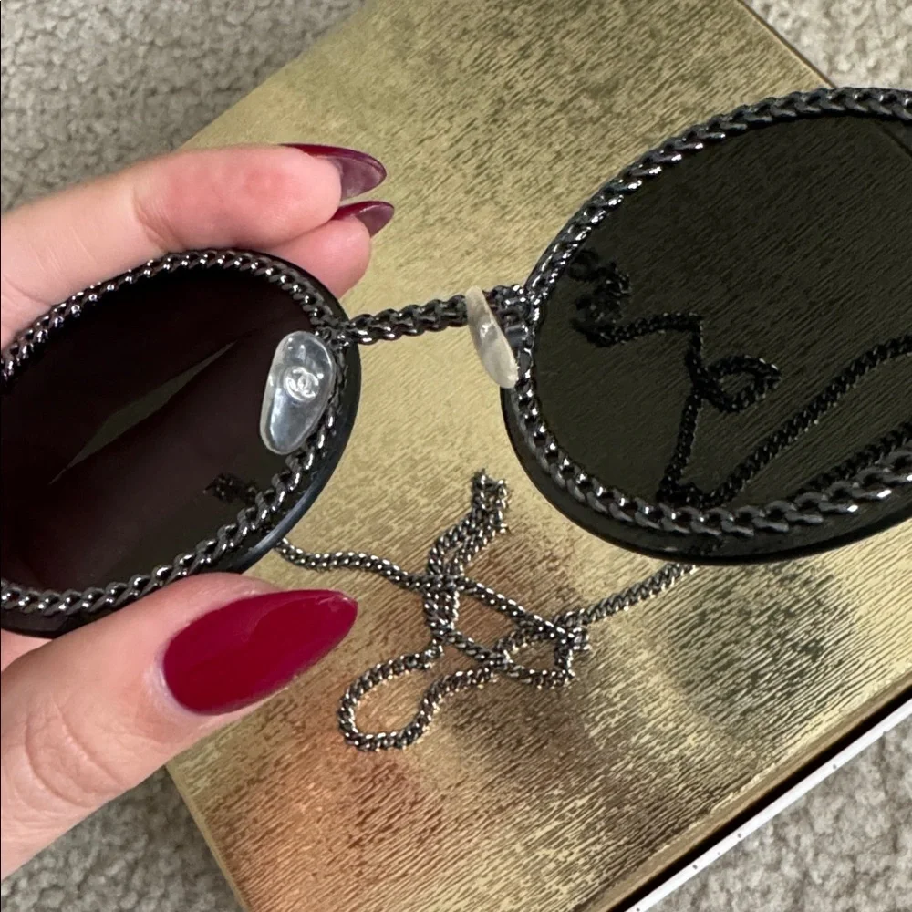 Chanel Women's Round-shape 4245
Sunglasses Black Coco Eyewear Frame With Chain - Picture 9 of 12